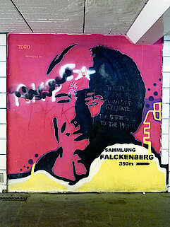 Bild 43: Künstlerische Werbung des Harburger Künstlers und Galeristen Mentor A. Ejupi Toro für die Deichtorhallen Hamburg - Sammlung Falckenberg (Foto Chris Baudy)