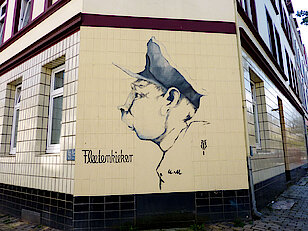 Bild 1: Kachelmalerei "Fleetenkieker" an der Ecke Wattenbergstraße/Meyerstraße