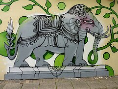Bild 5: Elefant in Nahaufnahme (zu Foto 4)