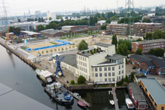 Blick auf die Schlossinsel vom Veritaskai (Foto Chris Baudy)