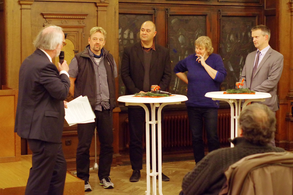 Expertenrunde. V.l.n.r.: Moderator Jürgen Marek, Olaf Zeiske, Frank Wiesner, Susanne Emich, Berhard von Ehren (Foto Gisela Baudy)