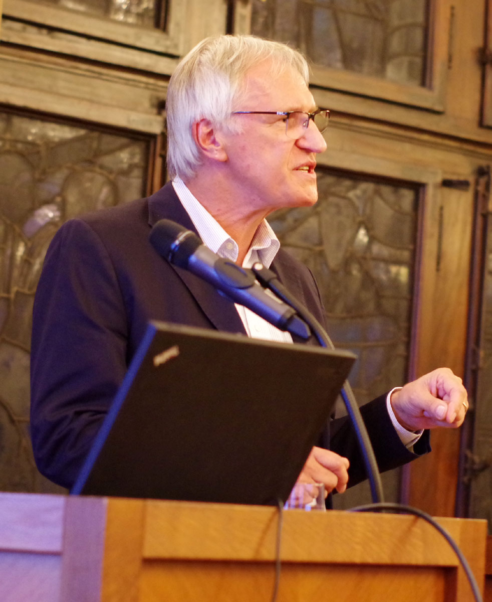 Referent Dr. Wolfgang Ahlf (Foto Gisela Baudy)